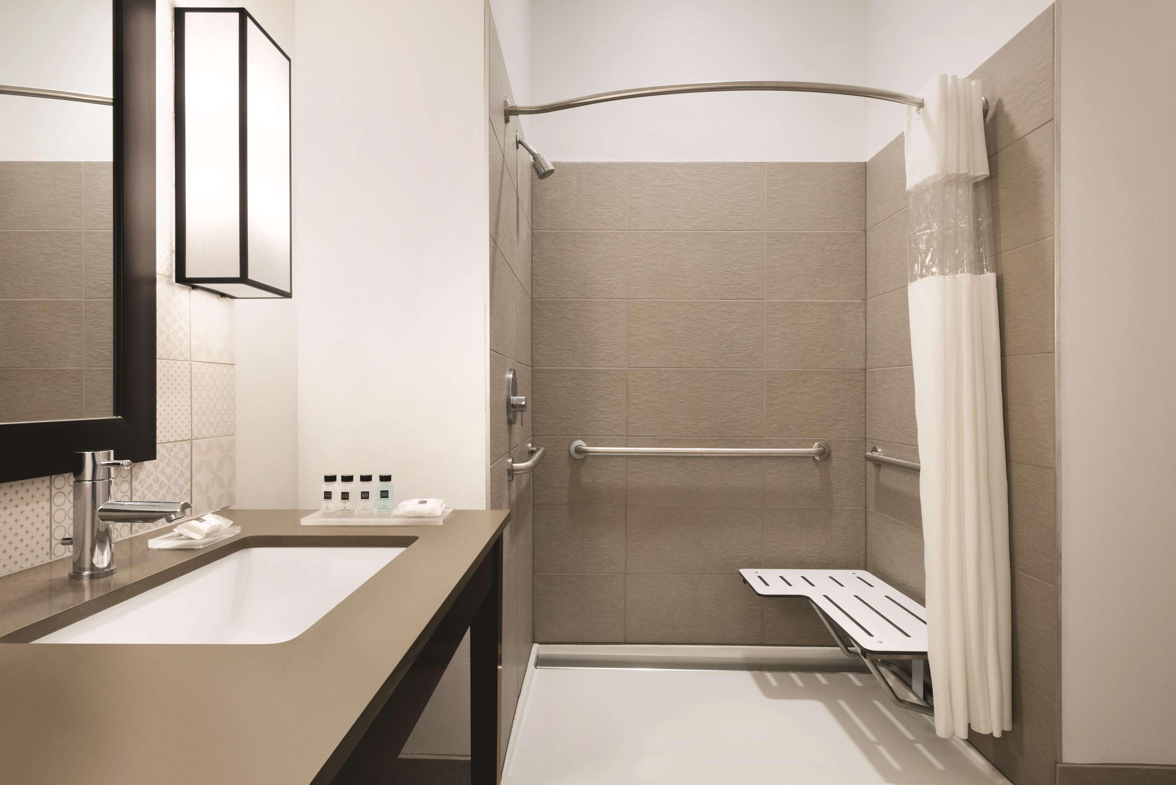 Country Inn & Suites By Radisson, Ft Atkinson, Wi Fort Atkinson Bagian luar foto