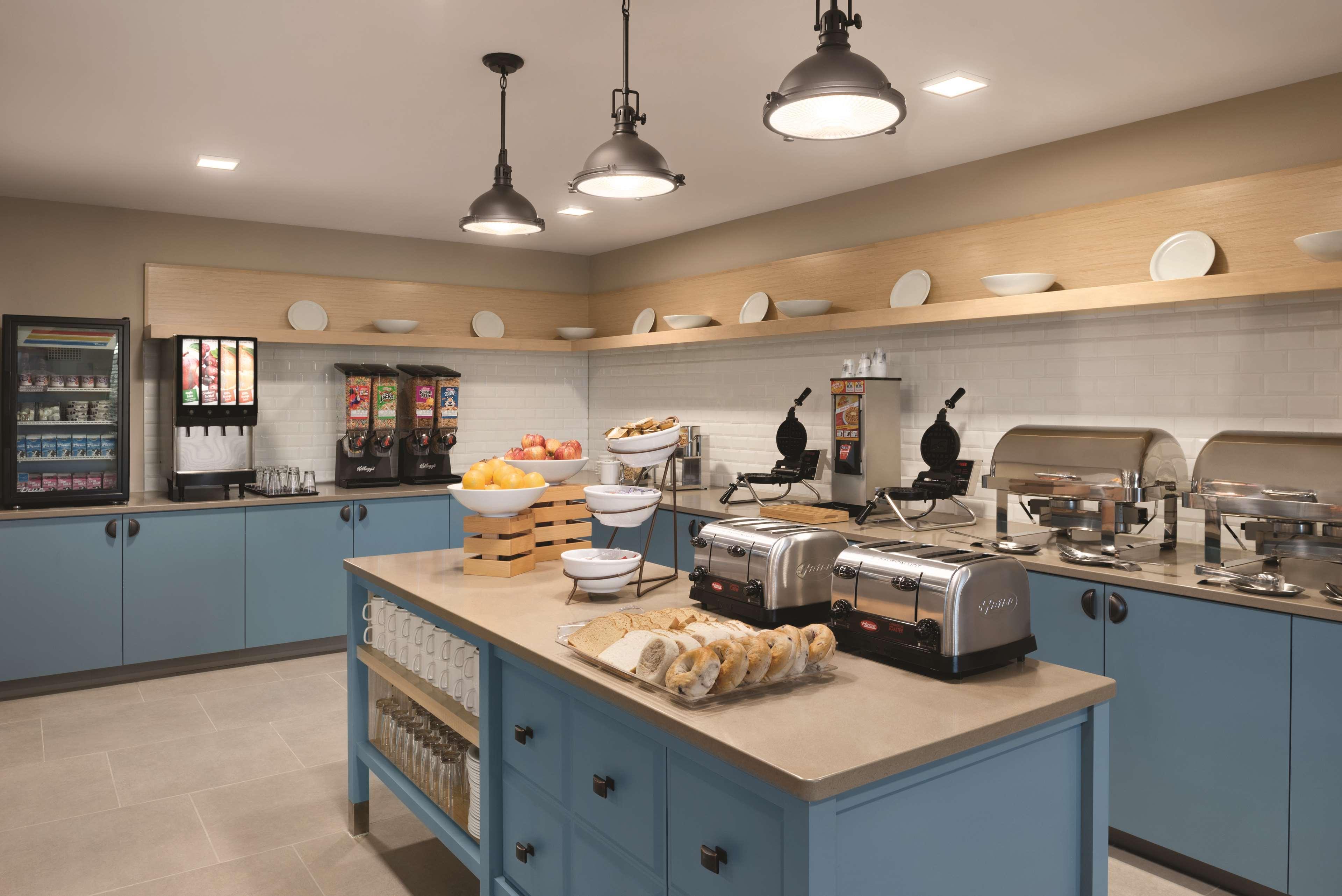 Country Inn & Suites By Radisson, Ft Atkinson, Wi Fort Atkinson Bagian luar foto