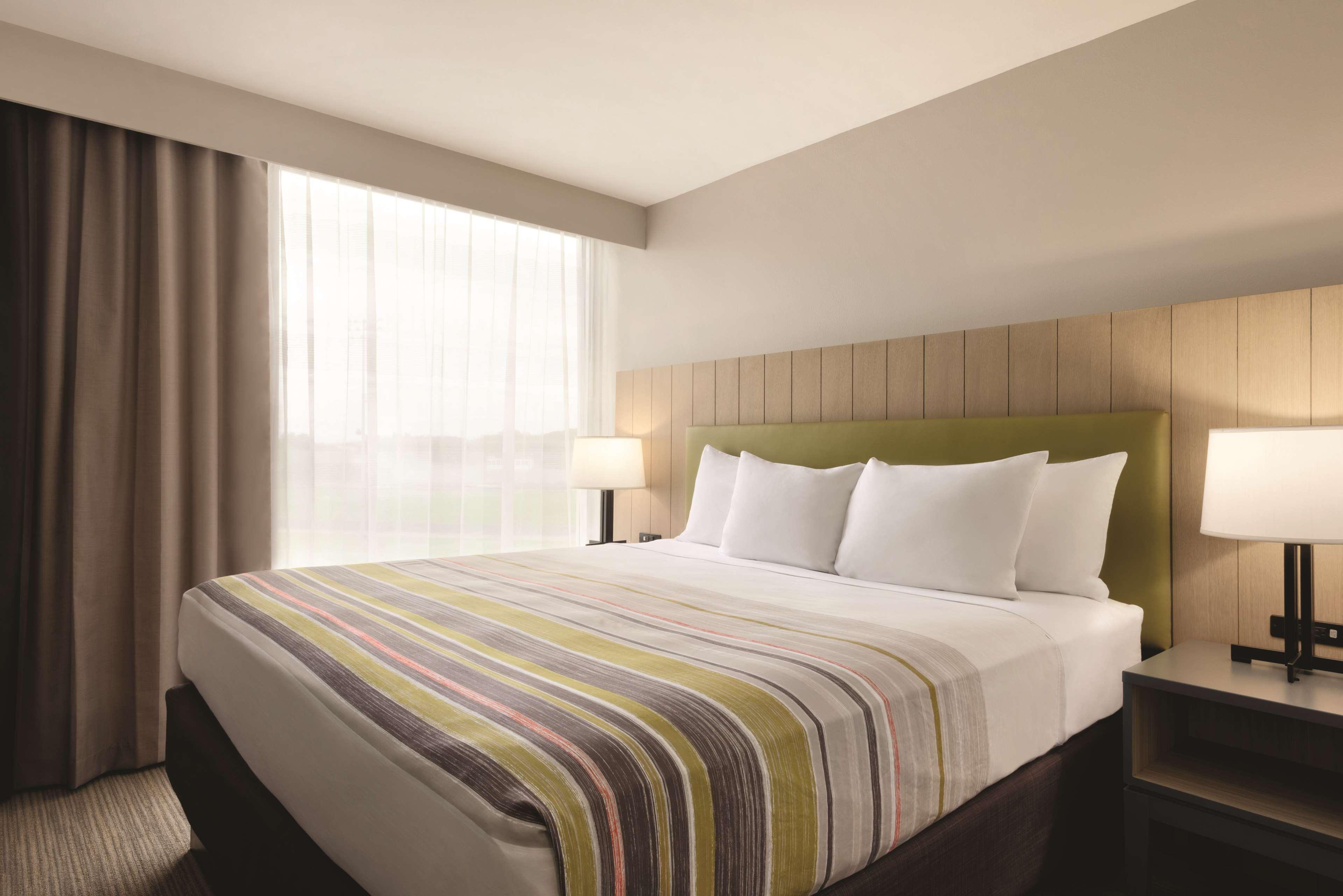 Country Inn & Suites By Radisson, Ft Atkinson, Wi Fort Atkinson Bagian luar foto